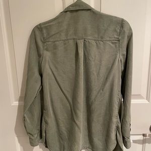 Green light jacket button up